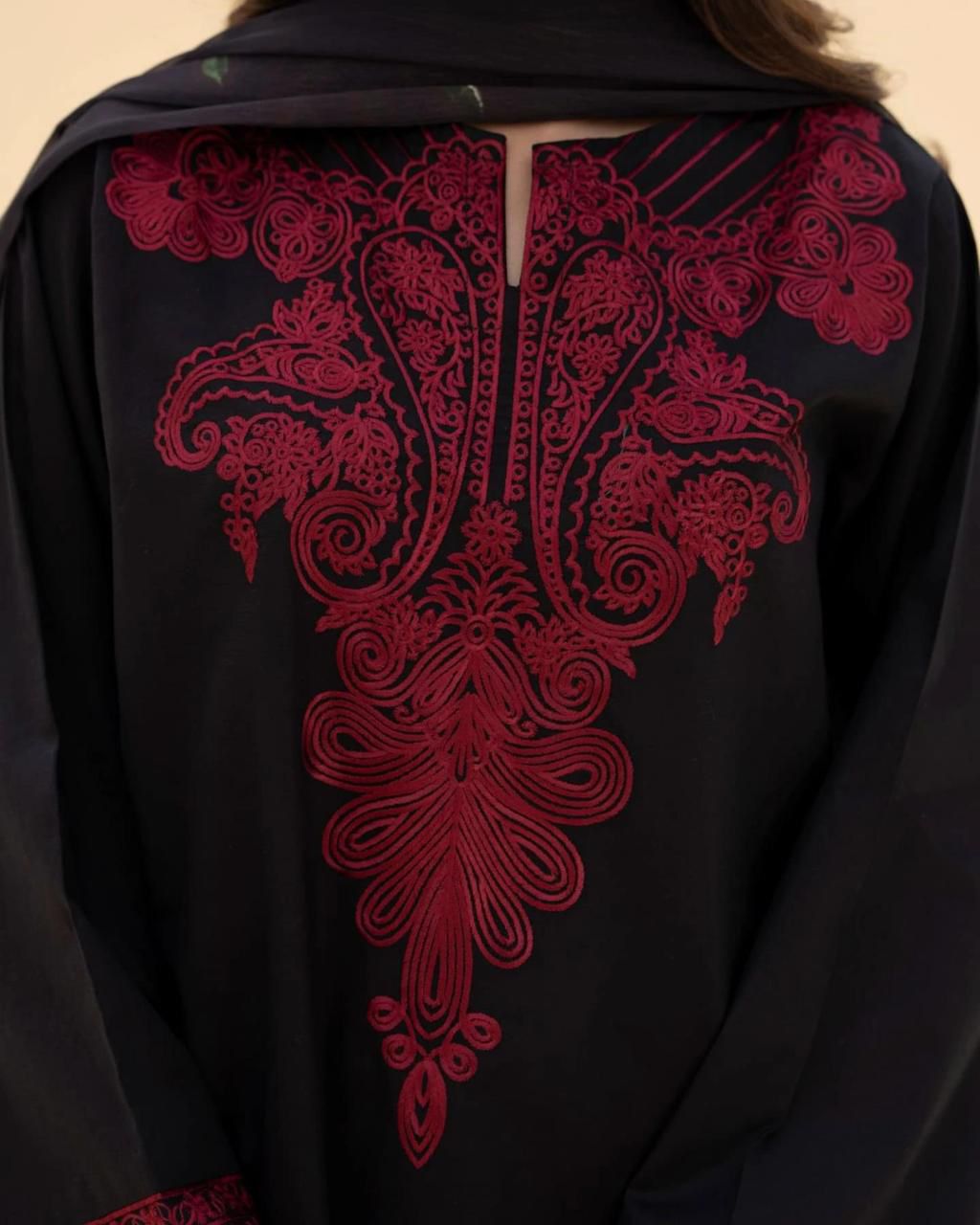 Embroided Lawn Black and Red RIL01